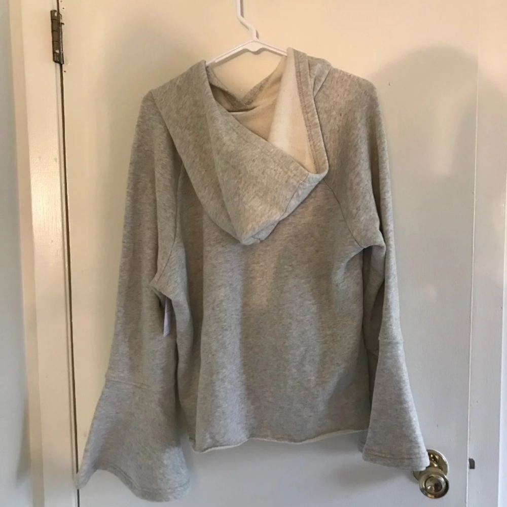 Sweater - Picture 3 of 5